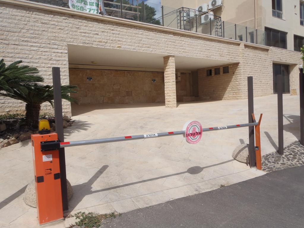 Marom Residence Romema Haifa Exterior photo